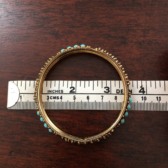 Imitation turquoise & gold base metal bangle - Picture 5 of 8